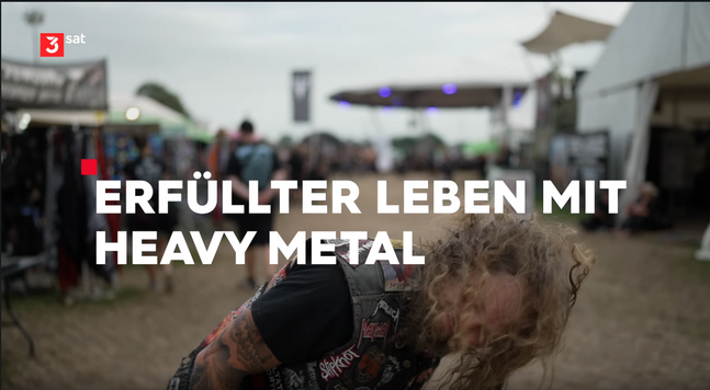 Titel: Erfüllter Leben mit Heavy Metal - 
(im Bild: Metalhead beim Headbangen)